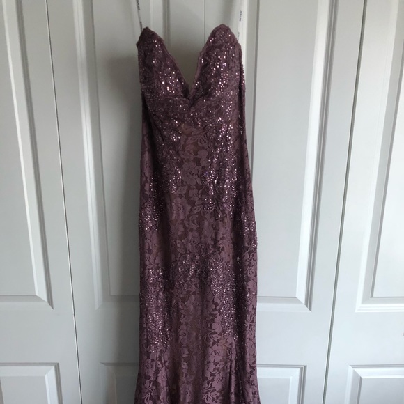 JOVANI SIZE: 8 PROM/FORMAL DRESS !! - Picture 2 of 2